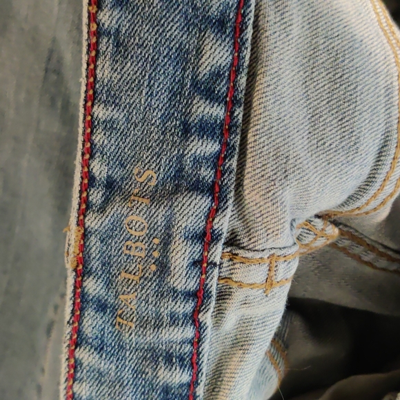 Jeans - Picture 2 of 4